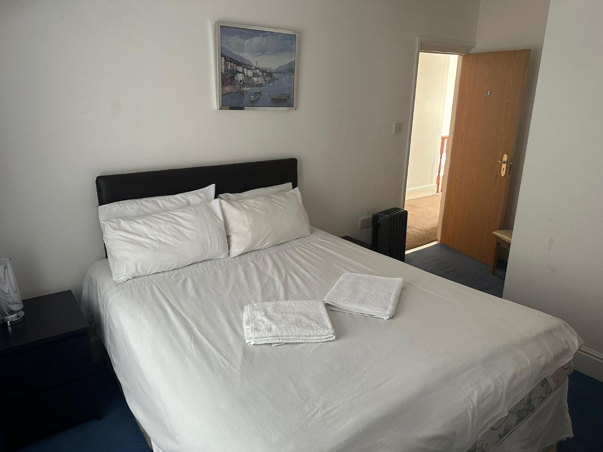 3 Luxury En-Suite Bedrooms Cardiff Luaran gambar