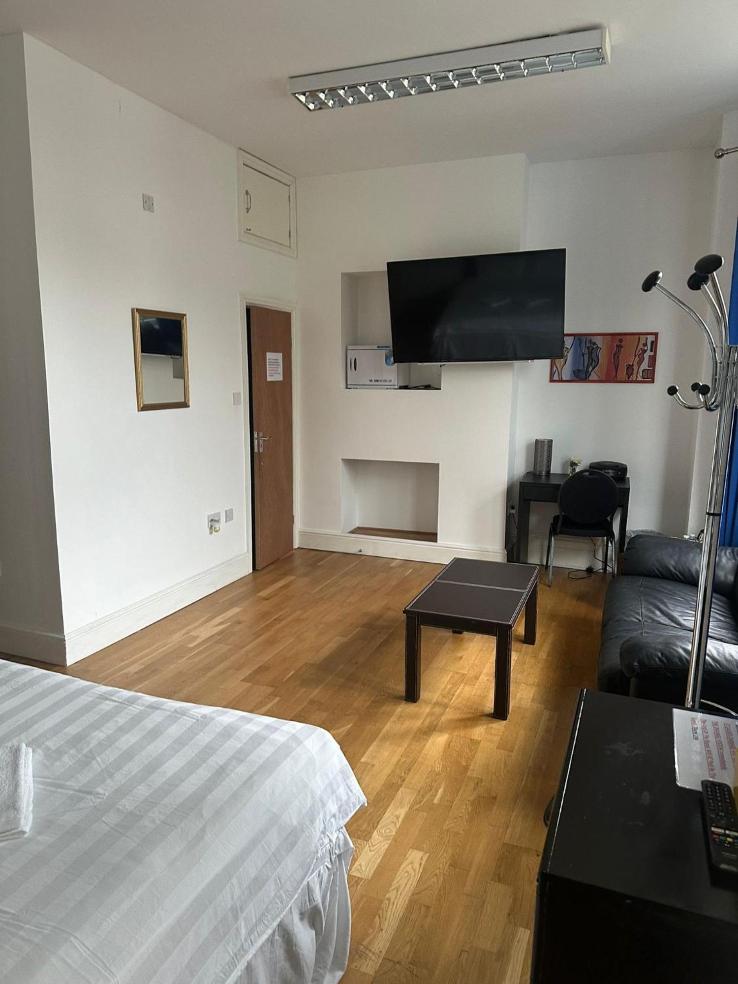 3 Luxury En-Suite Bedrooms Cardiff Luaran gambar
