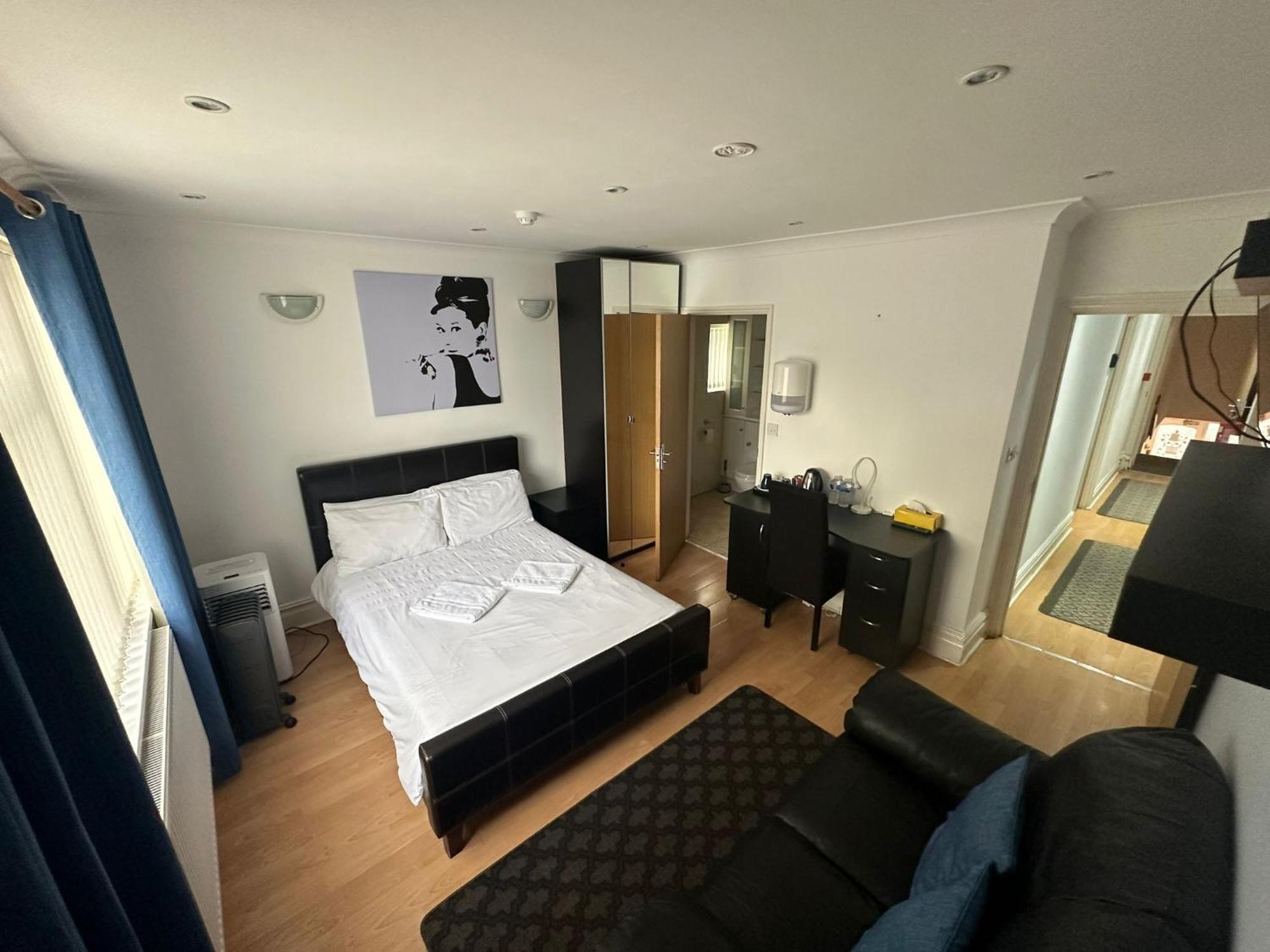3 Luxury En-Suite Bedrooms Cardiff Luaran gambar